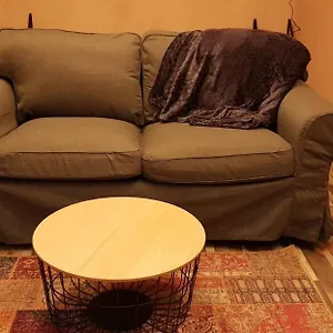 Apartment Jabaki Red